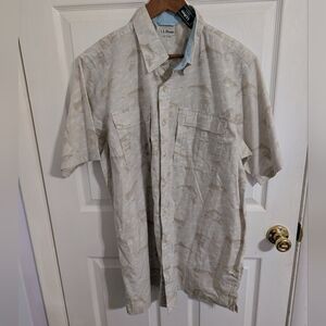 New L.L. Bean Mens Shirt Sportsman Travel Short Sleeev Button Fish Size Large